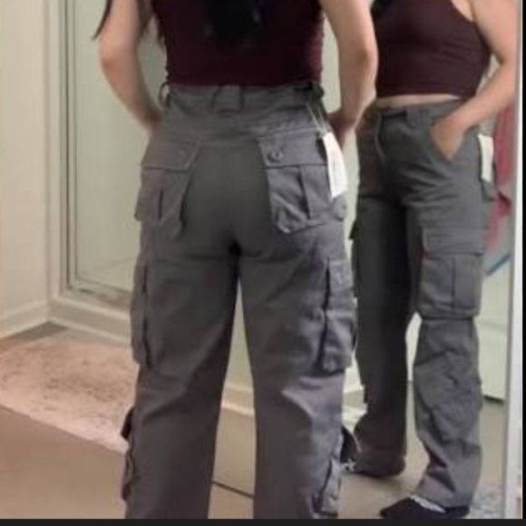 Match Women's Gray Cargo Pants - Picture 1 of 2